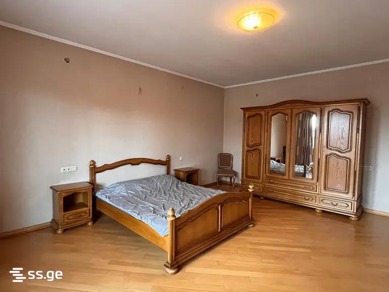 4 room Flat For Rent. Vake - Widok 5