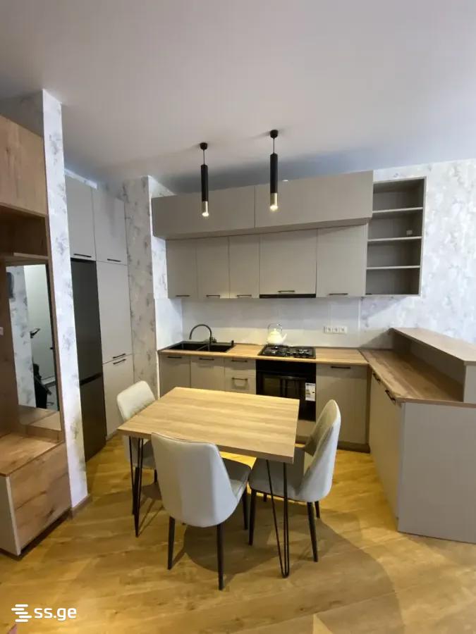 3 room Flat For Rent. Didi digomi – pohled 2