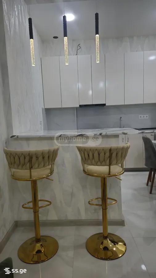 3 room Flat For Sale. Mukhiani - Vista 6