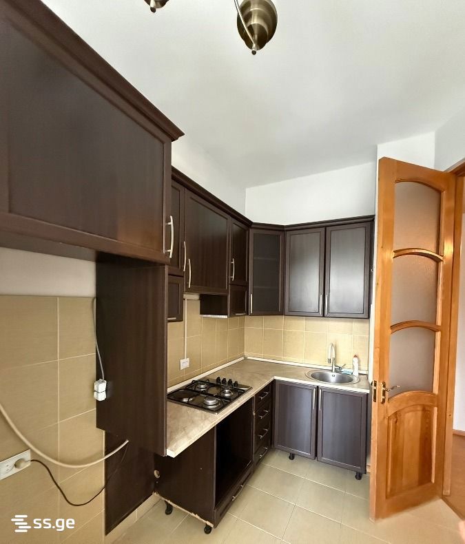 3 room Flat For Rent. Vake - Vista 3