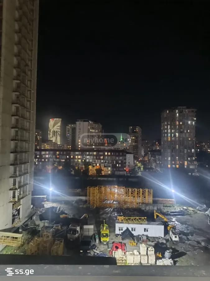 4 room Flat For Sale. Batumi - Meer