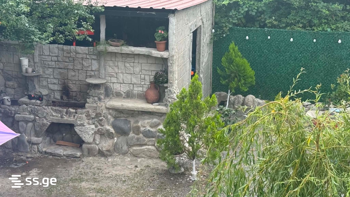 4 Room Summer Cottage For Sale view 6
