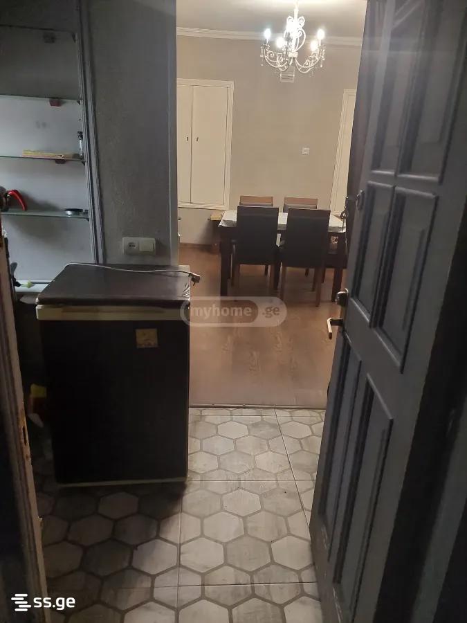 2 room Flat For Rent. Mtatsminda - Altro