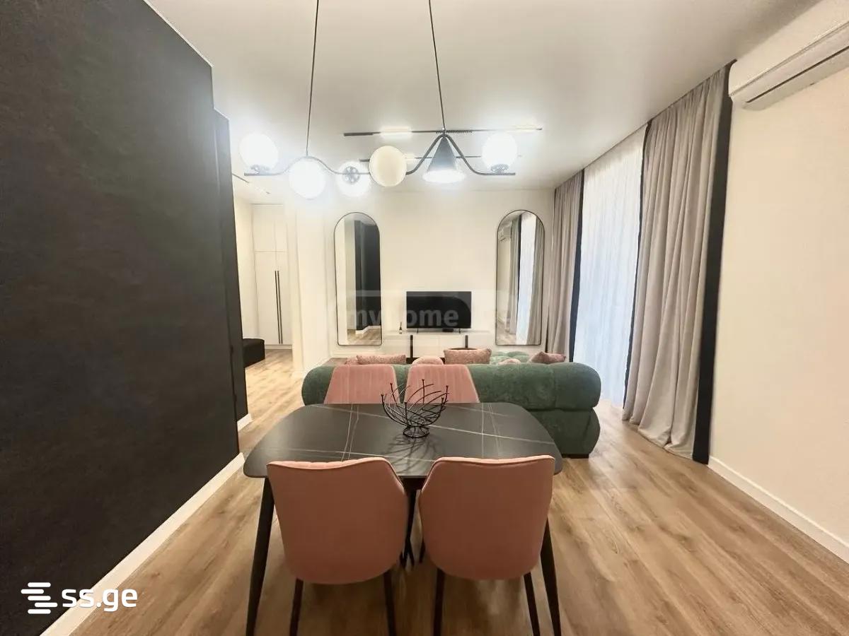 2 room Flat For Sale. Vake - Więcej