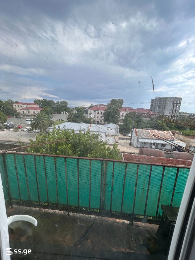 1 Room Flat For Sale view 2