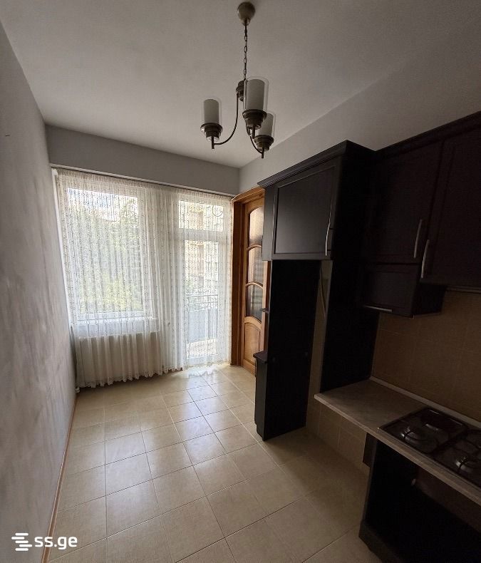 3 room Flat For Rent. Vake - Vista 5