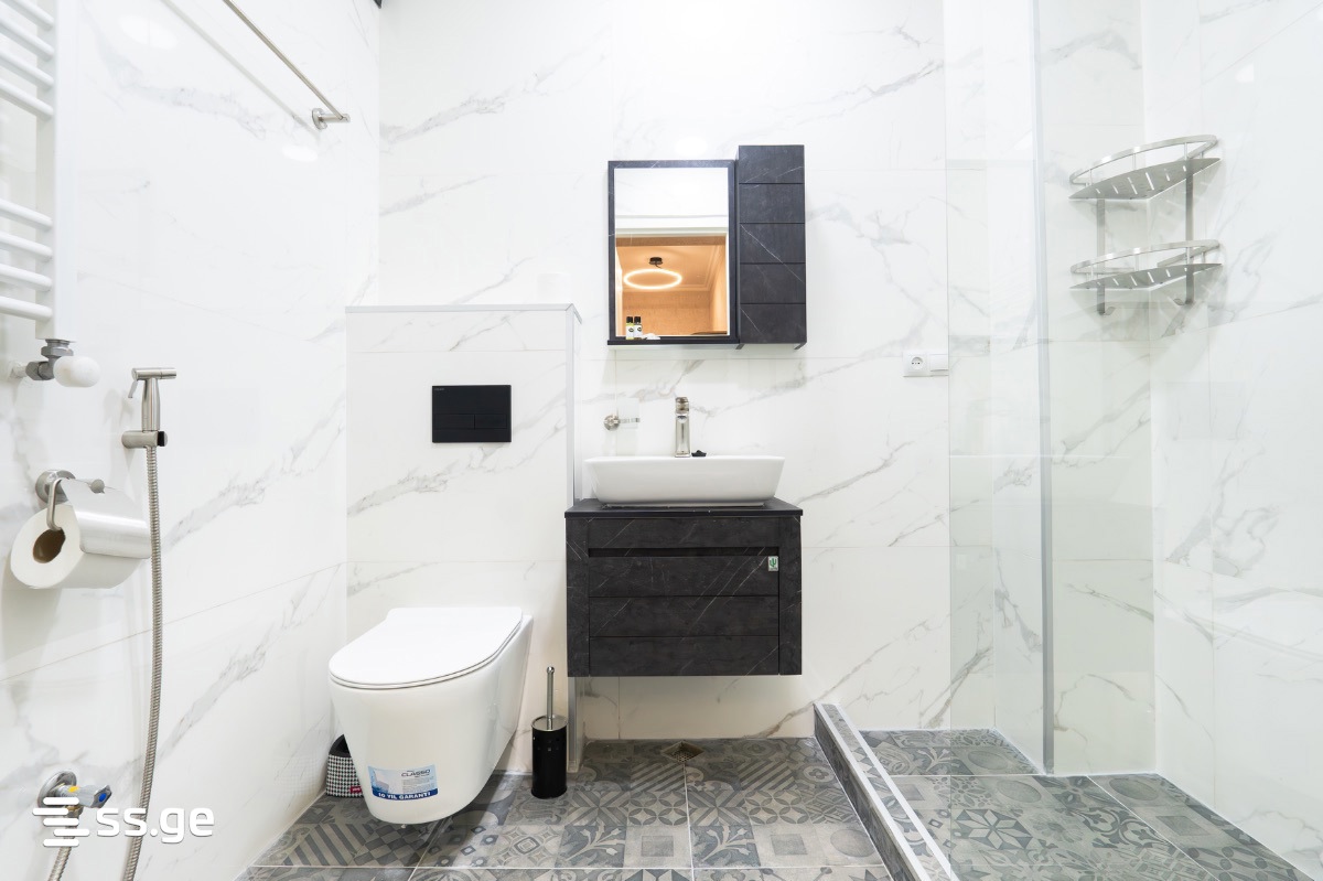 3 room Flat For Rent. Vake - Vista 3