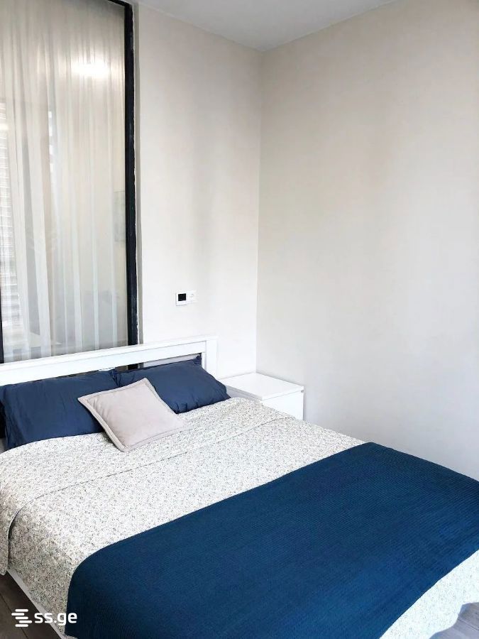 2 room Flat For Sale. Batumi - Bild 6