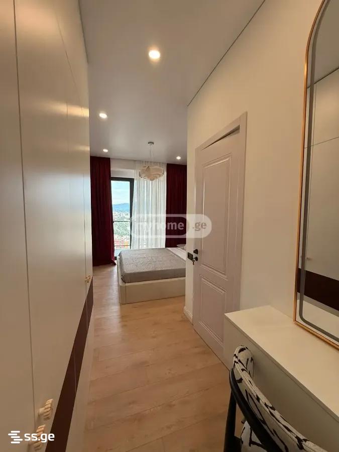 4 room Flat For Sale. Saburtalo - Vista 4
