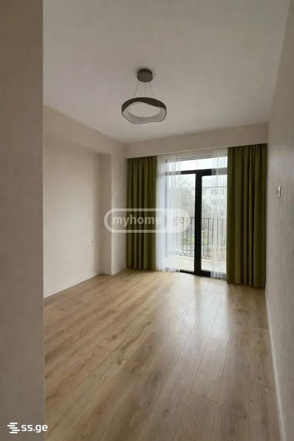 3 room Flat For Sale. Digomi - Bild 2
