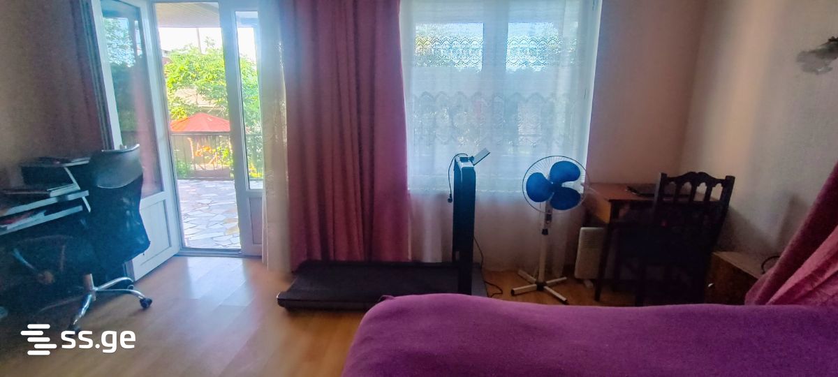 5 Room Private House For Rent. Martkofi view 8