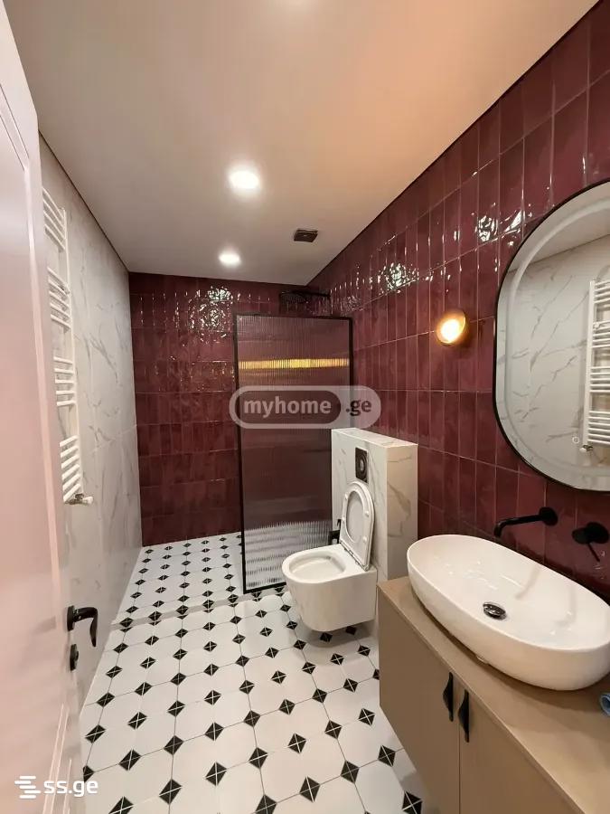 4 room Flat For Sale. Saburtalo - Altro