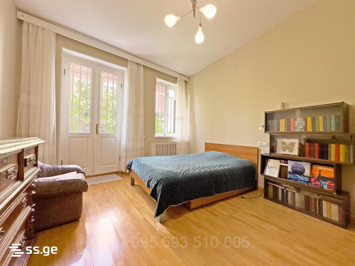 5 room Flat For Rent. Vera - Altro
