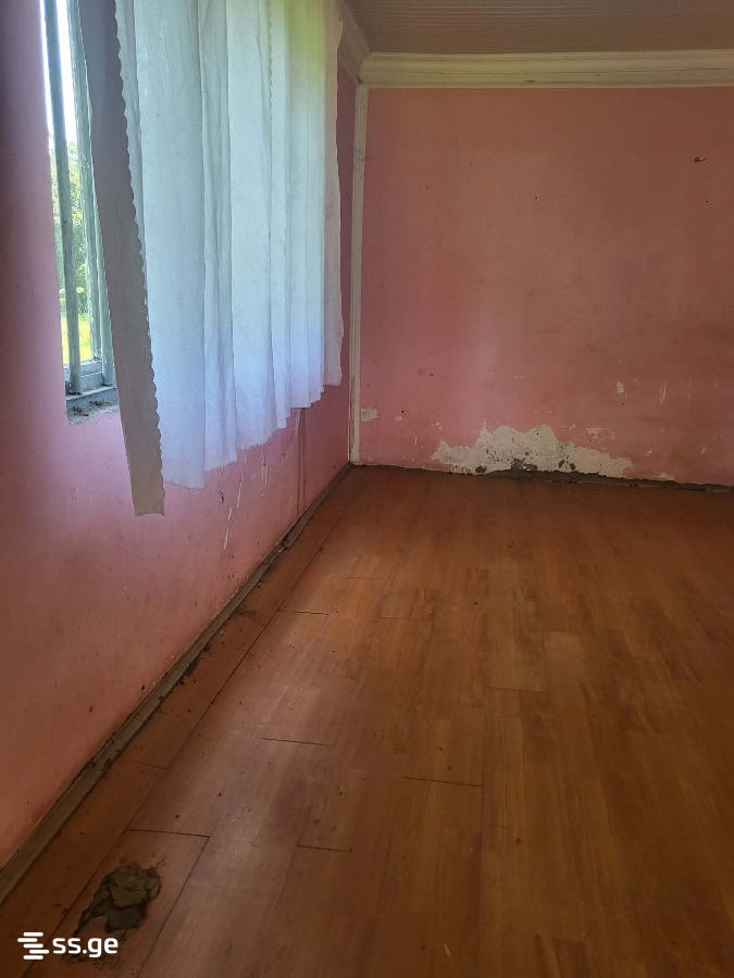4 Room Summer Cottage For Sale view 9