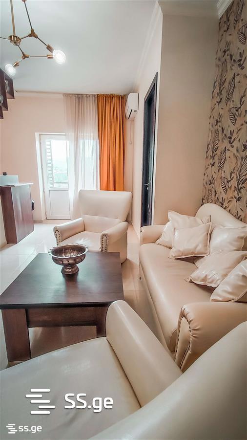3 room Flat For Rent. Vake - Vista 3