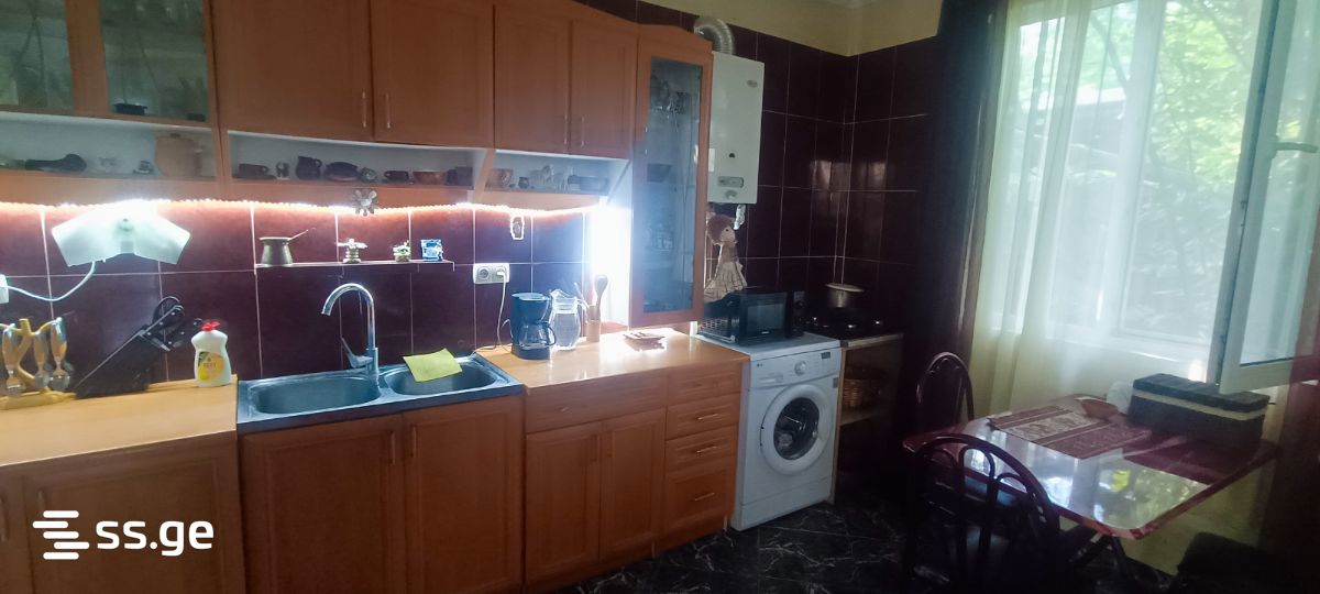 5 Room Private House For Rent. Martkofi view 5