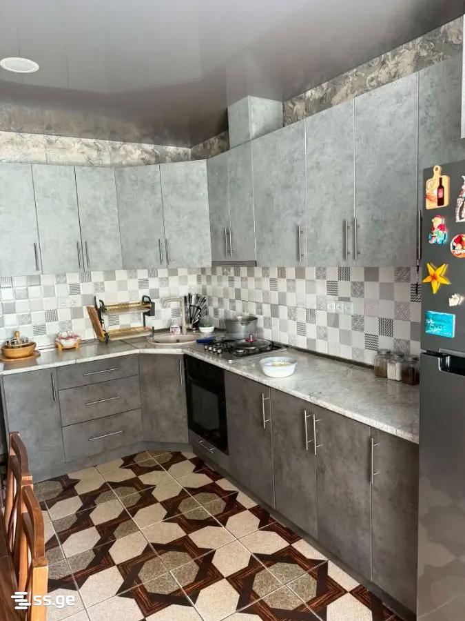 3 room Flat For Sale. Isani - Bild 5