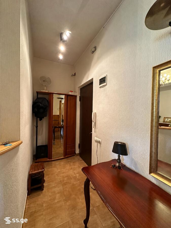 2 room Flat For Sale. Vake - Widok 2