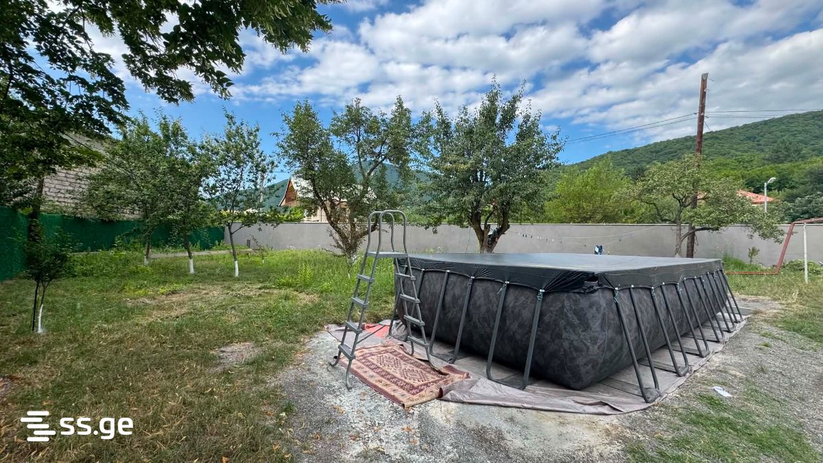 5 Room Summer Cottage For Sale view 4