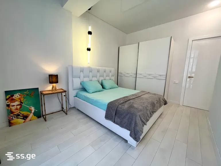 3 room Flat For Sale. Vake - Meer