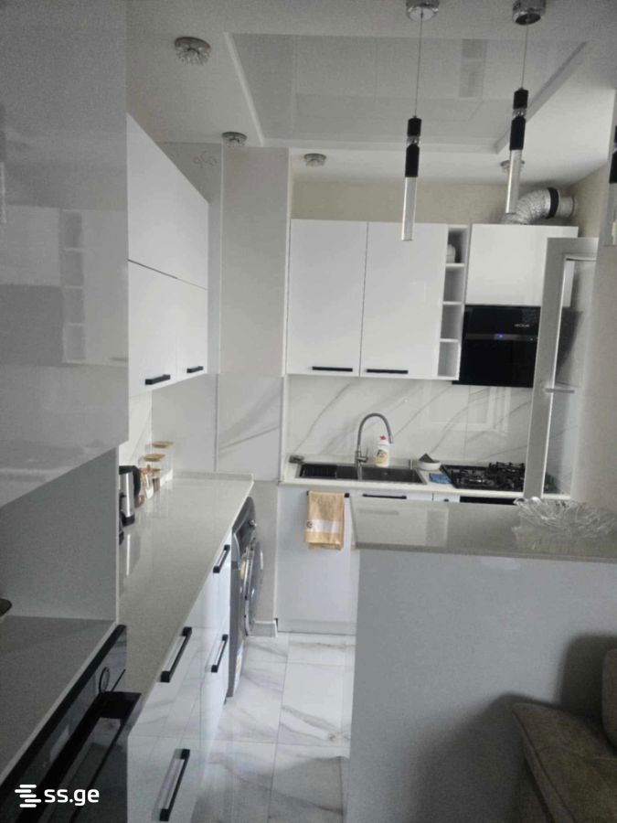 4 room Flat For Rent. Batumi - Vista 5