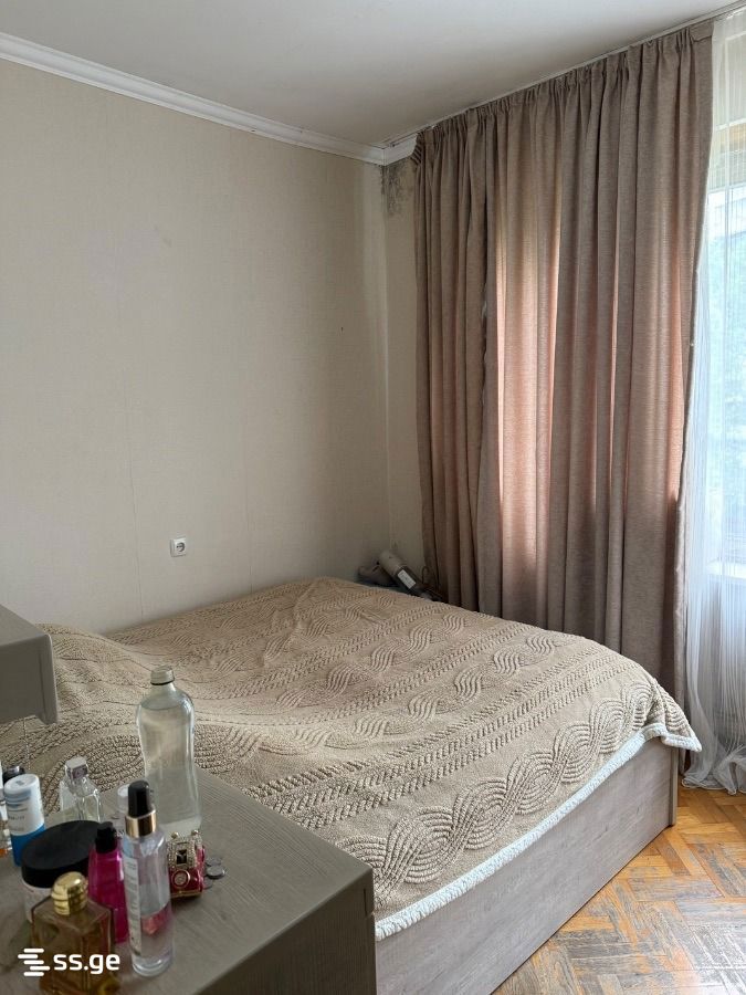 4 room Flat For Sale. Vake – další
