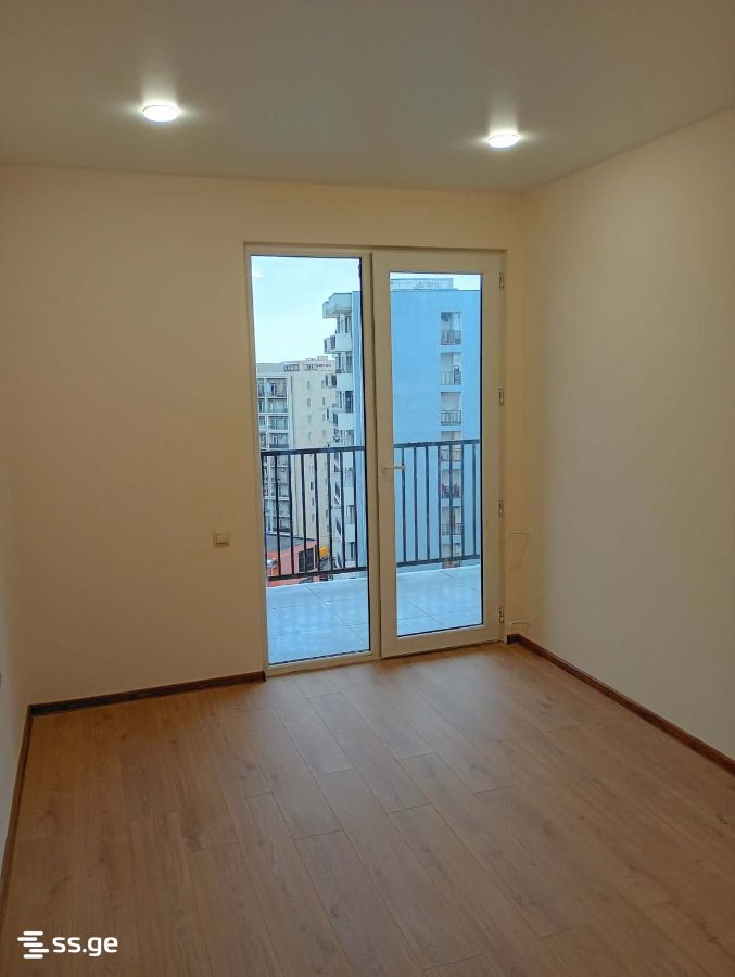 2 room Flat For Sale. Didi digomi - Widok 3