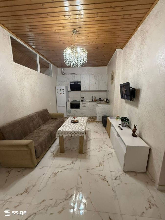2 Room Flat For Rent. Gonio view 1