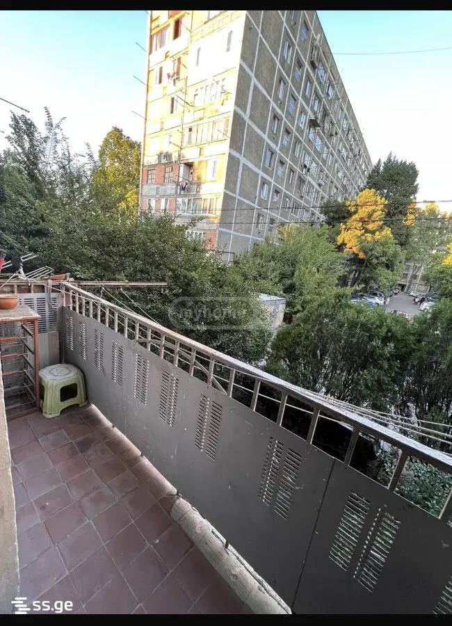 2 room Flat For Rent. Isani - Meer