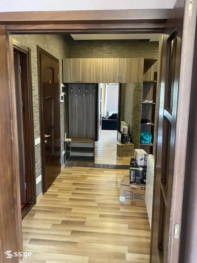 4 room Flat For Rent. Saburtalo - Mehr