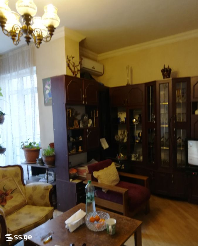 3 room Flat For Sale. Saburtalo - Aanzicht 4