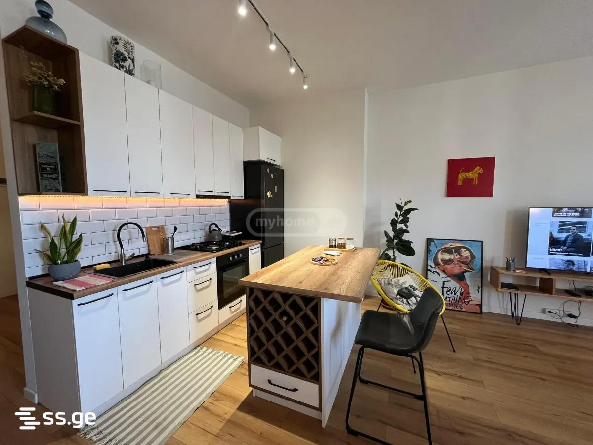 2 room Flat For Sale. Saburtalo - Aanzicht 3