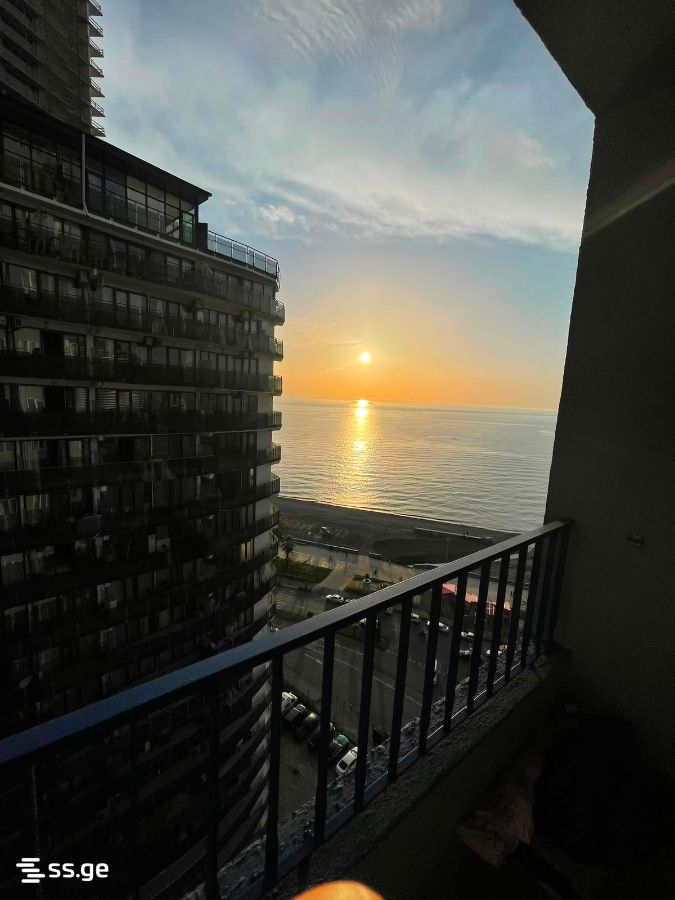 2 room Flat For Sale. Batumi - Aanzicht 6