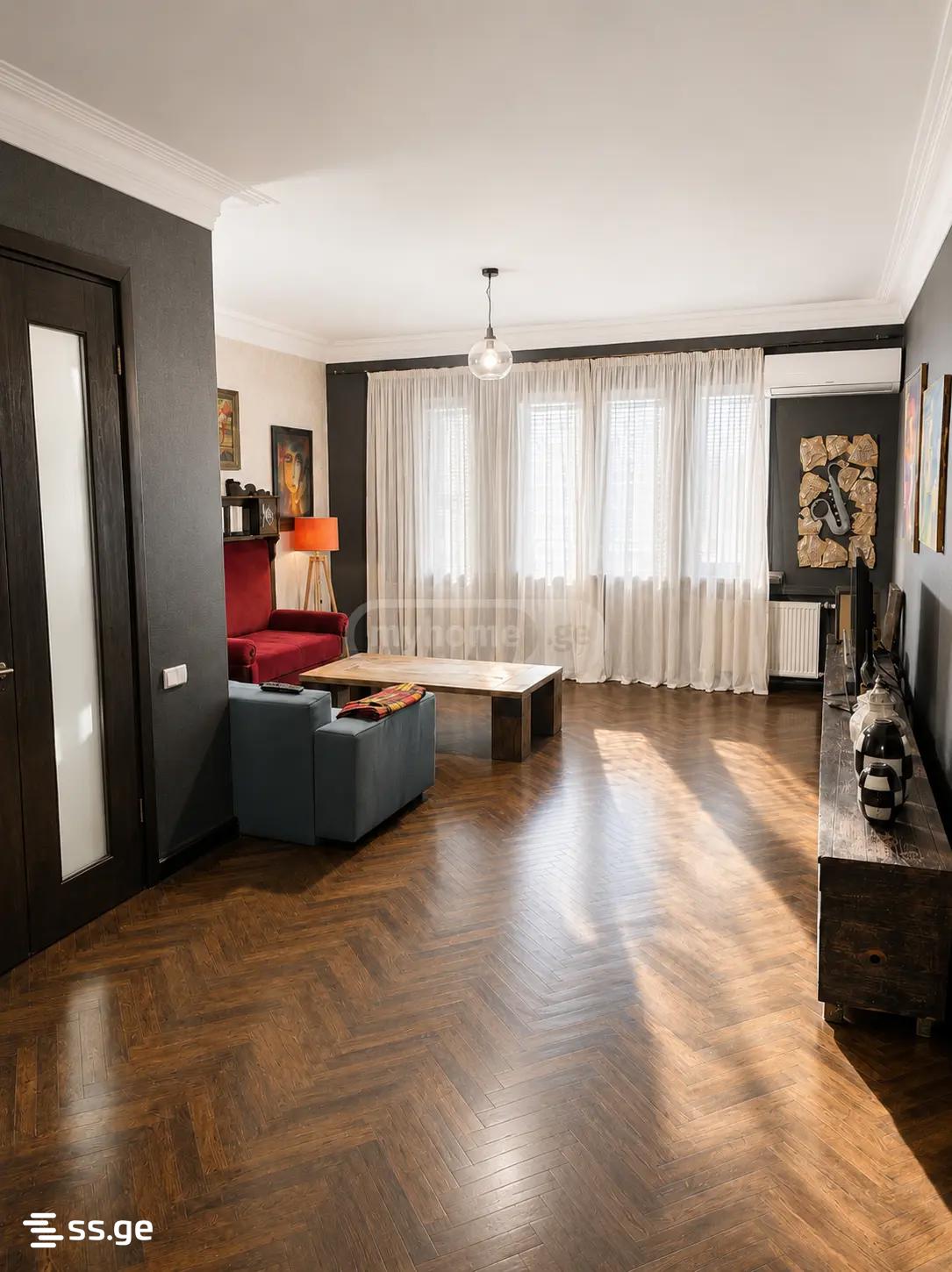 5 room Flat For Rent. Vake – pohled 5