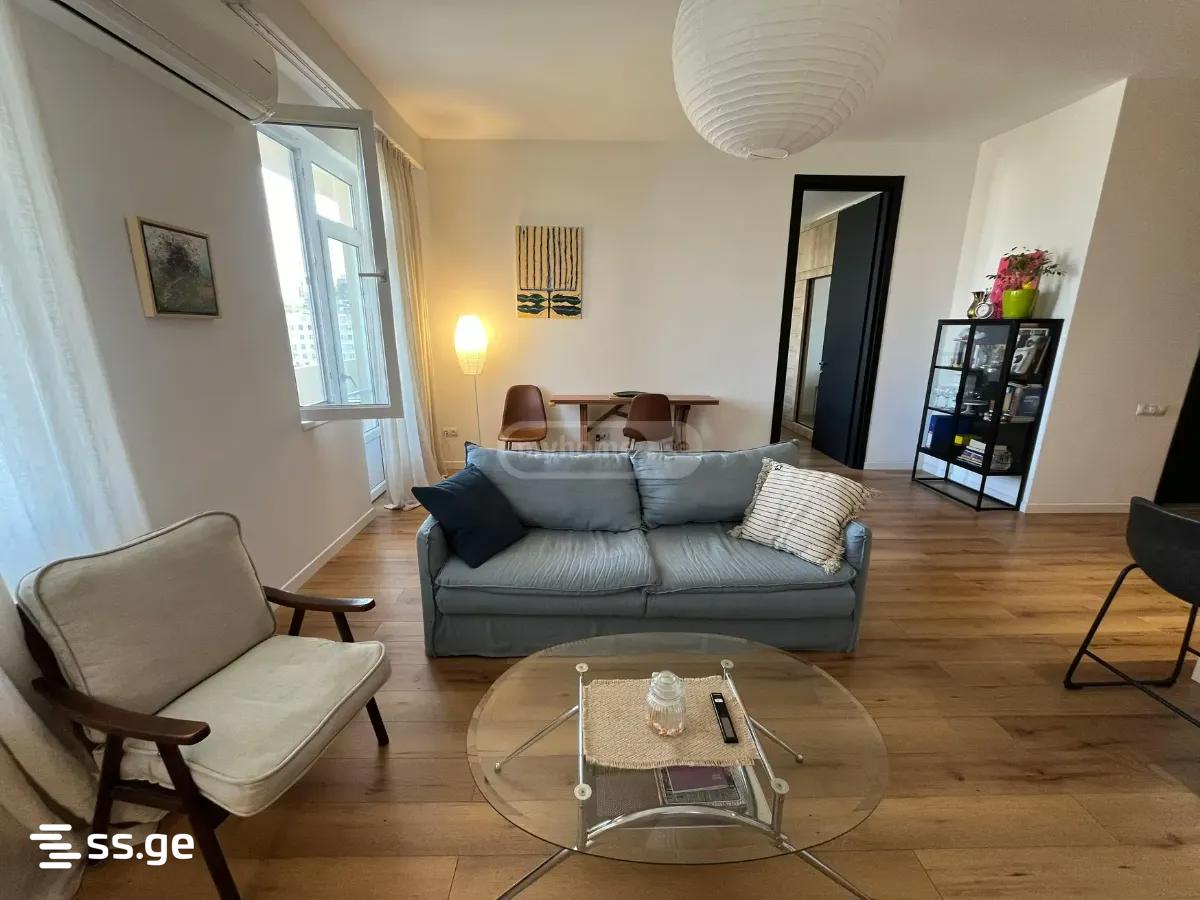 2 room Flat For Sale. Saburtalo - Aanzicht 2