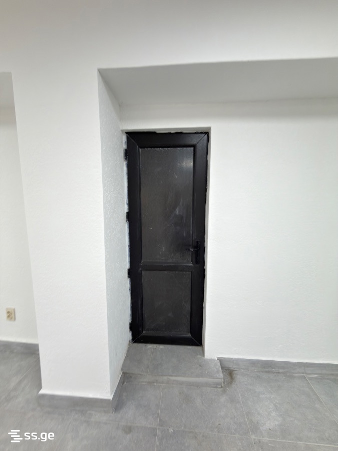 Commercial Space For Rent. Poti view 5