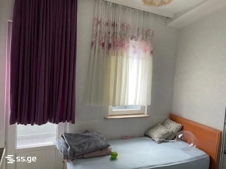 3 room Flat For Sale. Batumi - Aanzicht 2