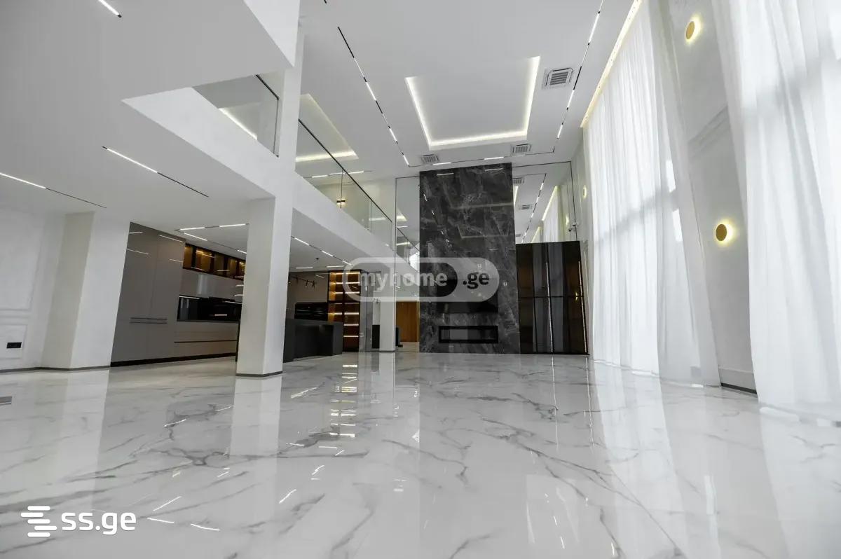 6 Room Summer Cottage For Rent. Tsavkisi view 9