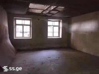 8 Room Private House For Sale view 3