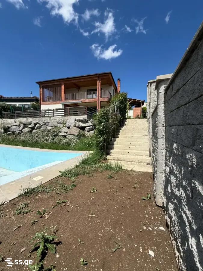 7 Room Private House For Sale view 5