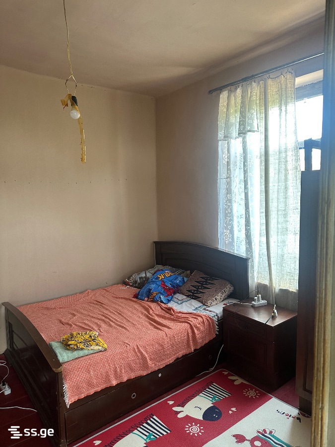 10 Room Private House For Sale view 4