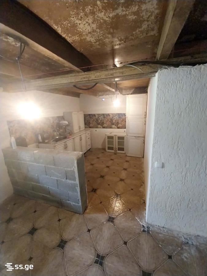 6 Room Private House For Sale view 11