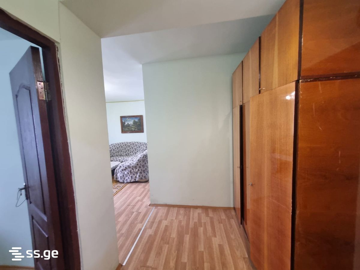 2 Room Flat For Rent. Poti view 4