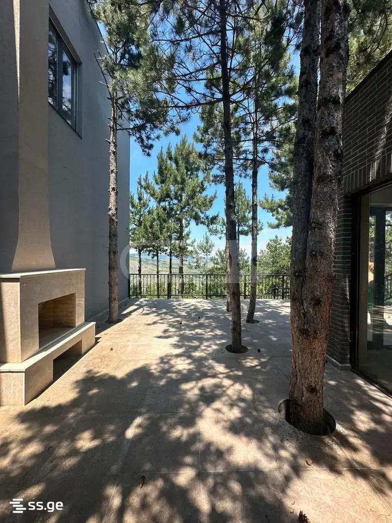 8 Room Private House For Sale view 14
