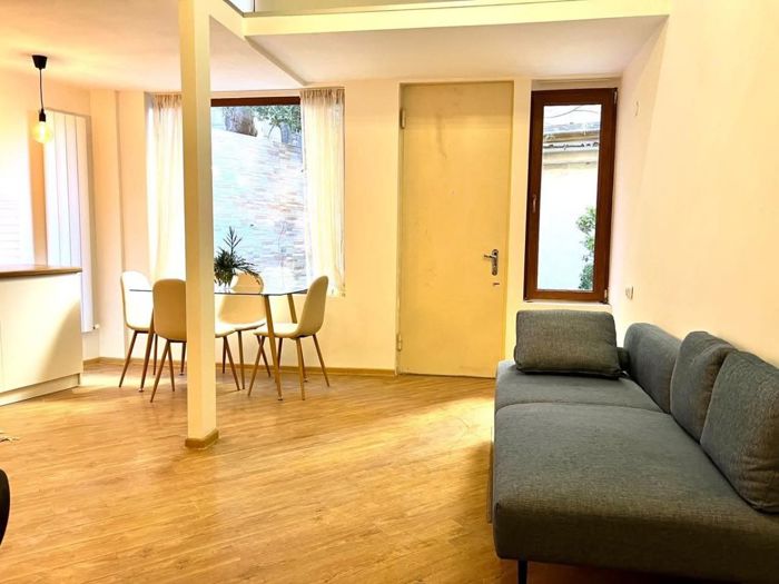 https://static.ss.ge/20260730/2_b5a06854-5f85-4a89-b15f-950671272588_Thumb.jpg
