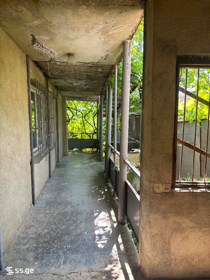 5 Room Private House For Sale view 12