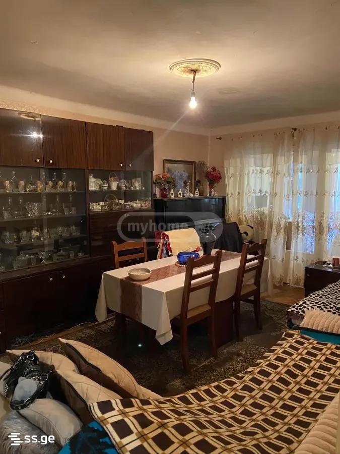 Appartamento 1 locali, 65 m²