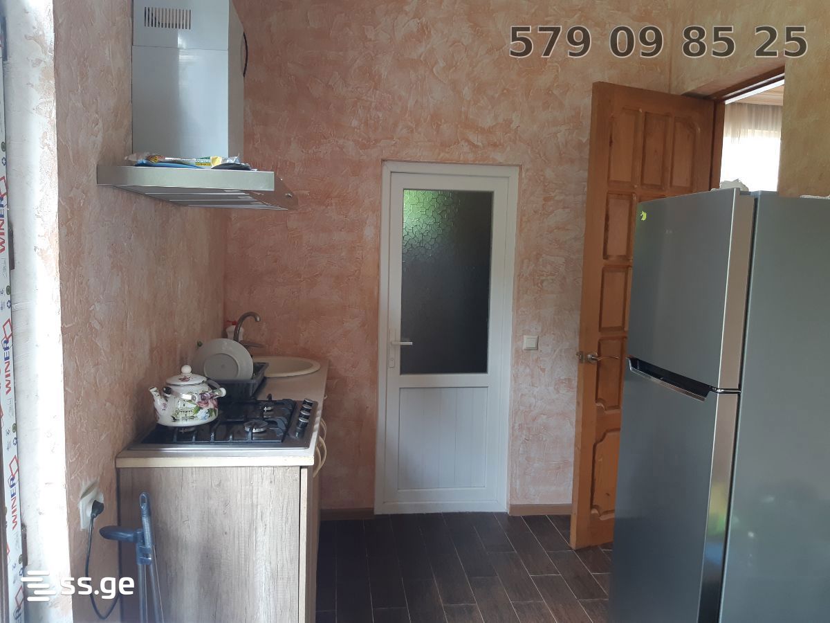 5 Room Private House Daily Rent. Tskaltubo view 9