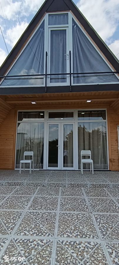 3 Room Summer Cottage Daily Rent. Ivertubani view 1