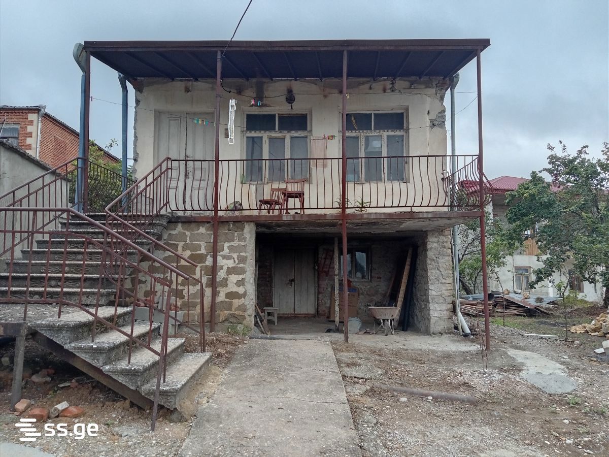 2 Room Private House For Sale view 1